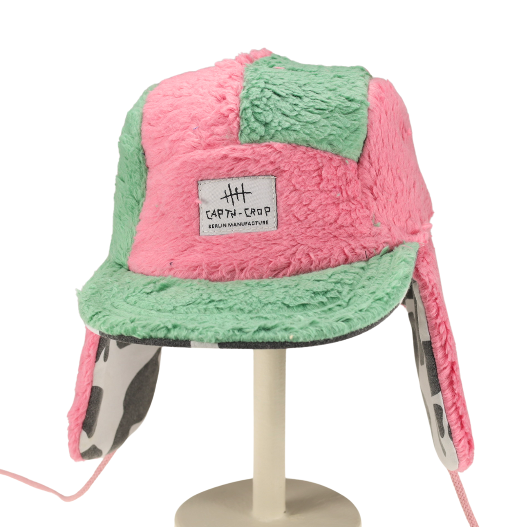 HAT-DOG | STRAWBERRY COWKASUS