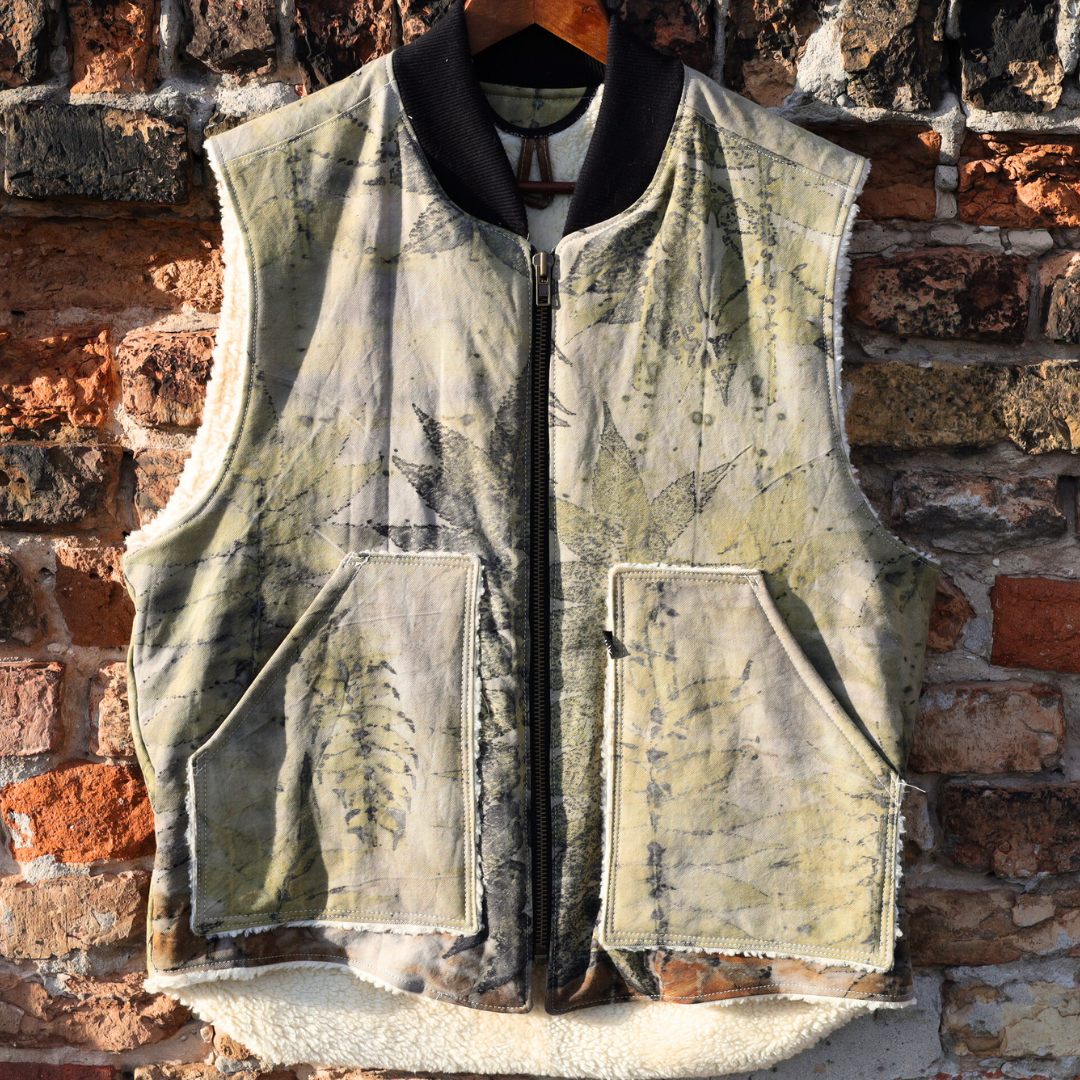VEST | RED SUMACH