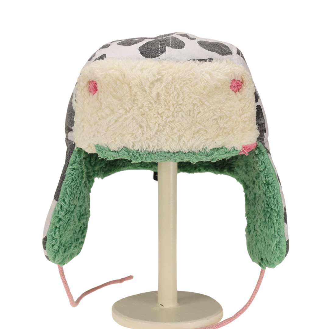 CHAPKA | STRAWBERRY COWKASUS