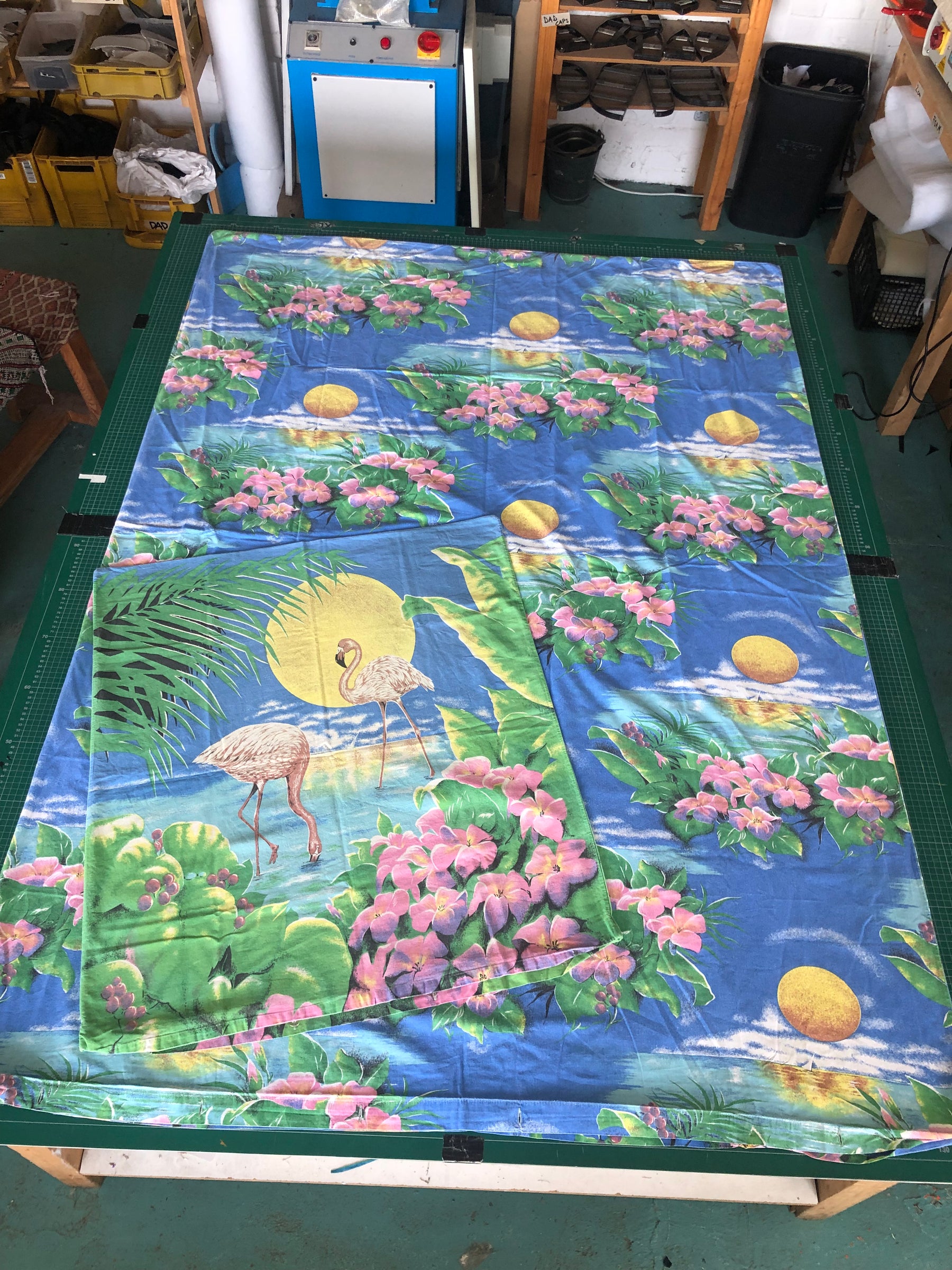 SHIRT | SURREAL TROPICAL