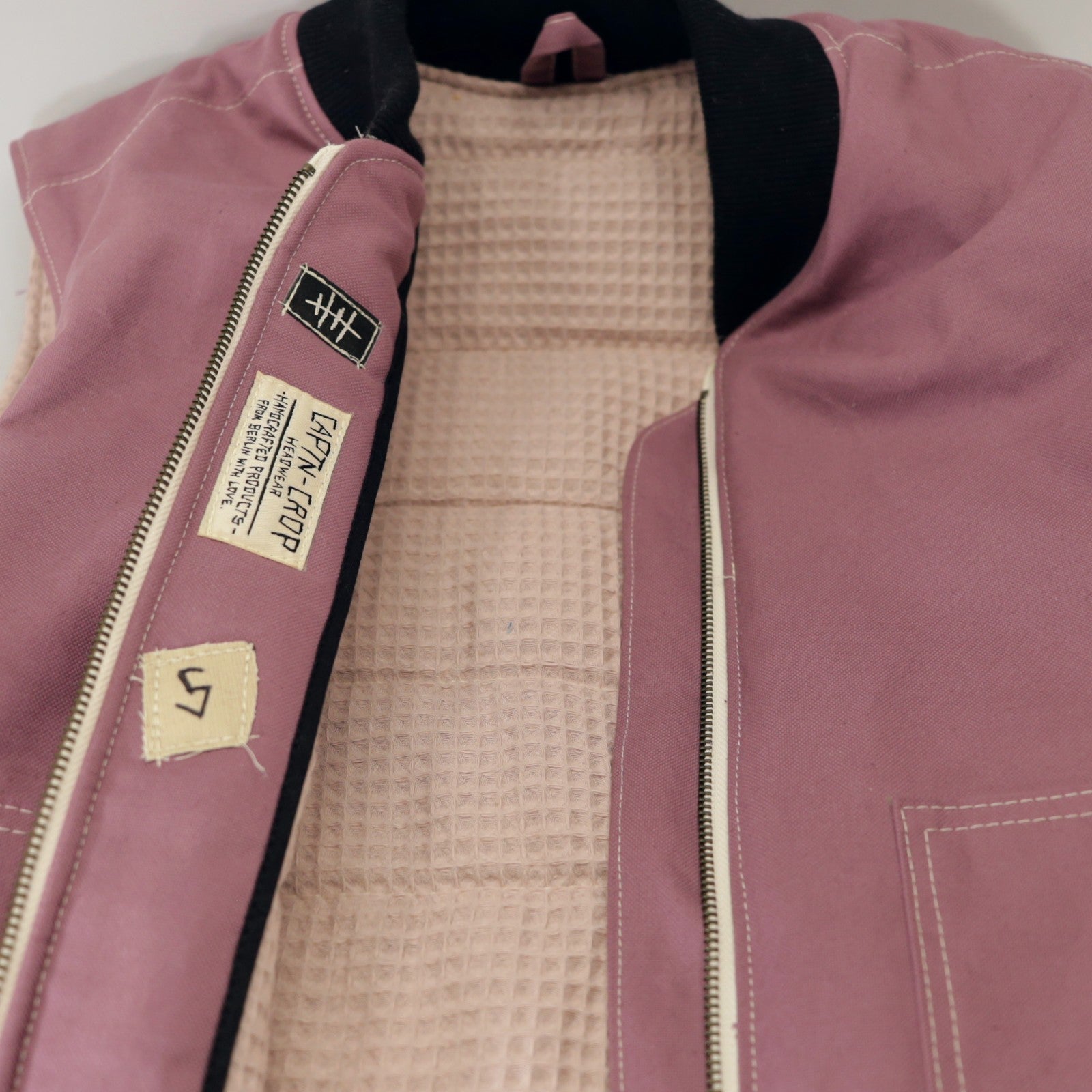 VEST | PINK PIGLET
