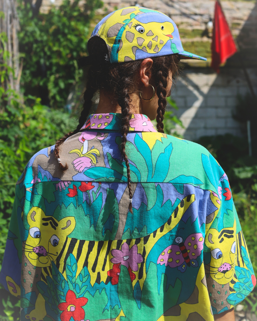SHIRT | BORNEO