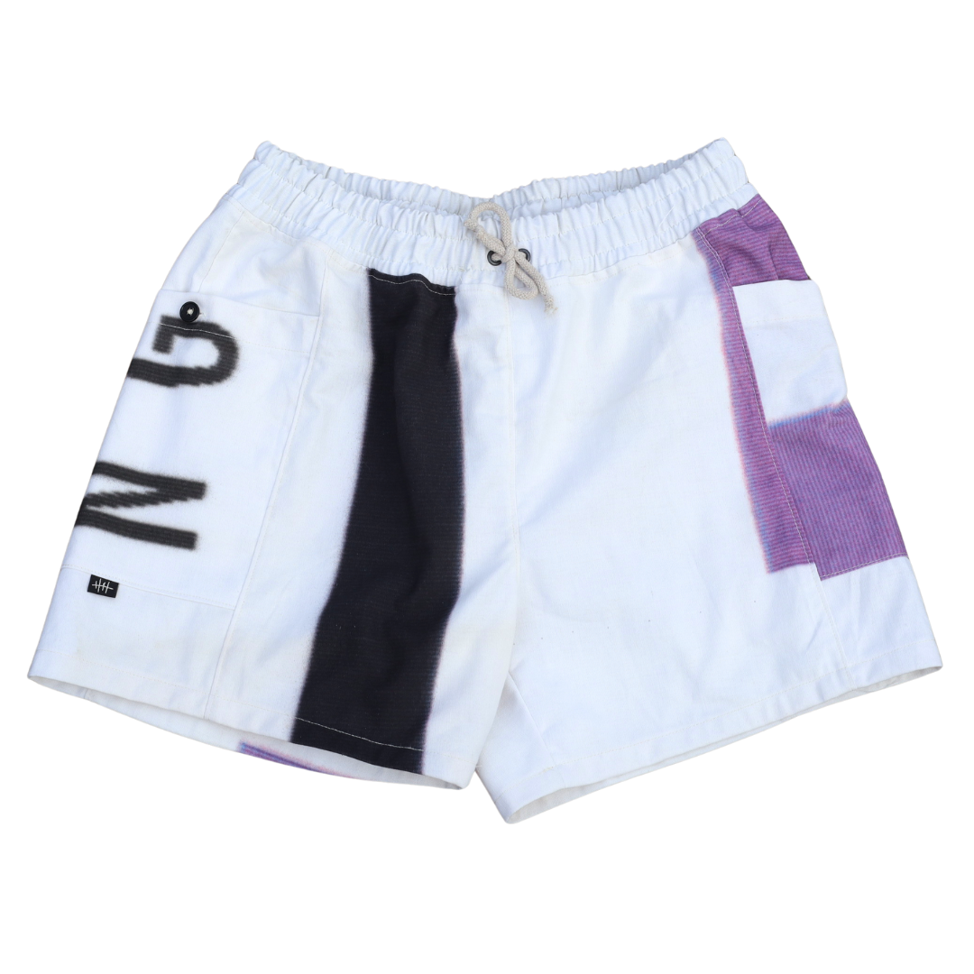 SHORTS | WHITE RASH