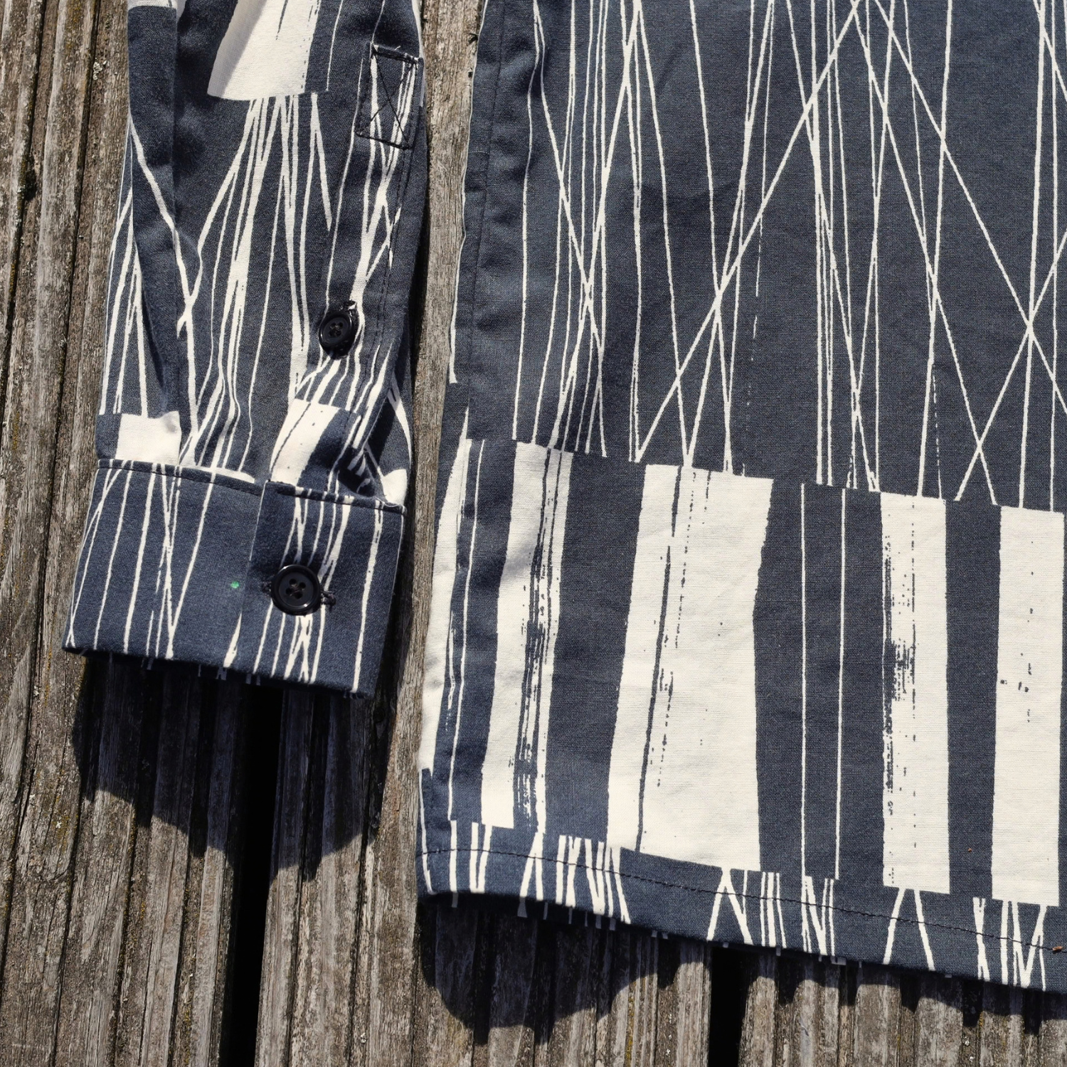 SHIRT | DISTORTED ZEBRA